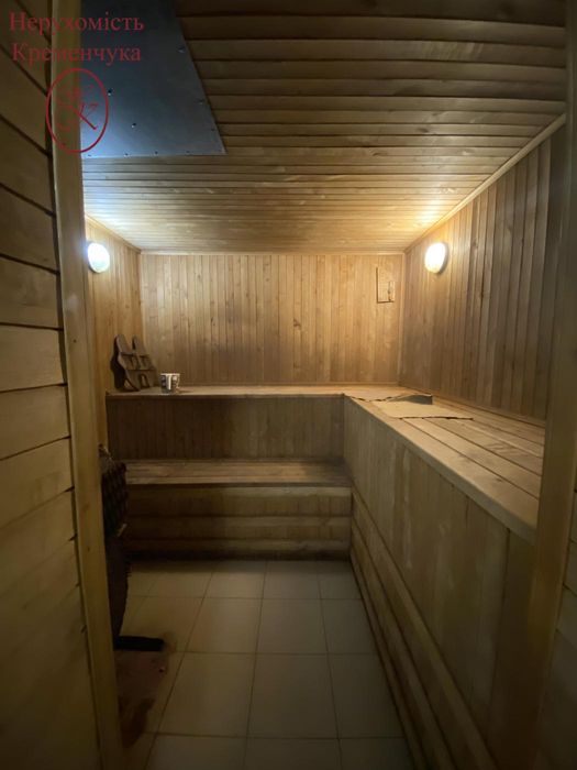 Продаж / Будинок / передмістя/ Сертифікат