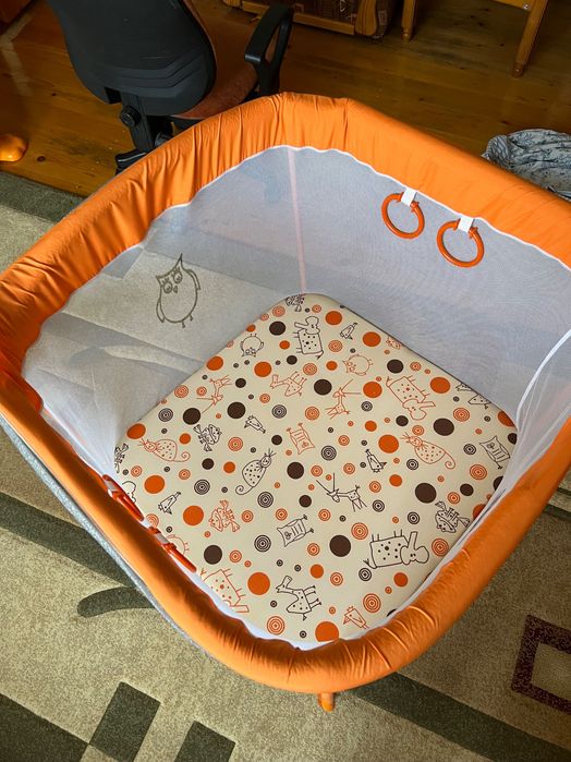 Манеж дитячий (залізний каркас)