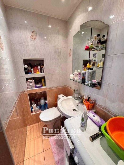 Центр поруч, затишок всередині: атмосфера  Молдаванки чекає на вас!