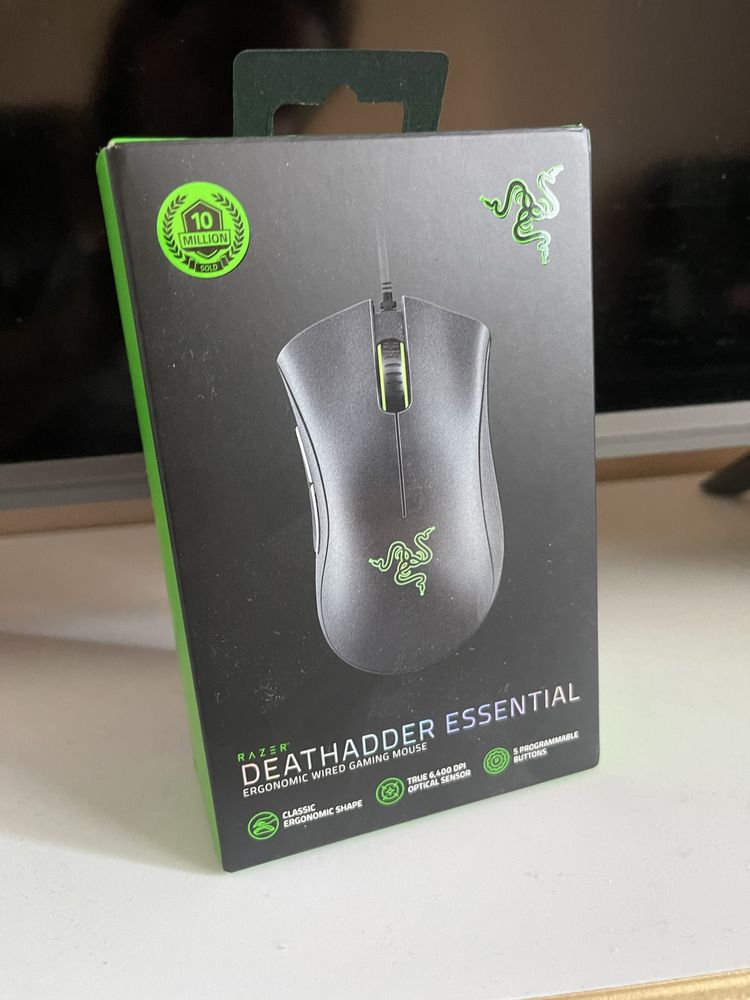 НОВА крута геймерська мишка Razer DeathAdder Essential USB black