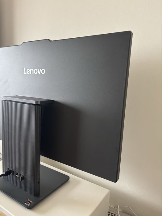 Computador All-In-One Lenovo IdeaCentre  27" + Rato + Teclado