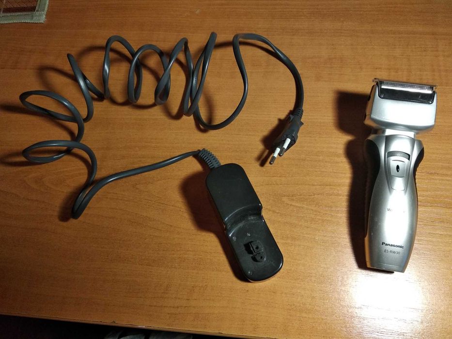 Електробритва Panasonic ES-RW30