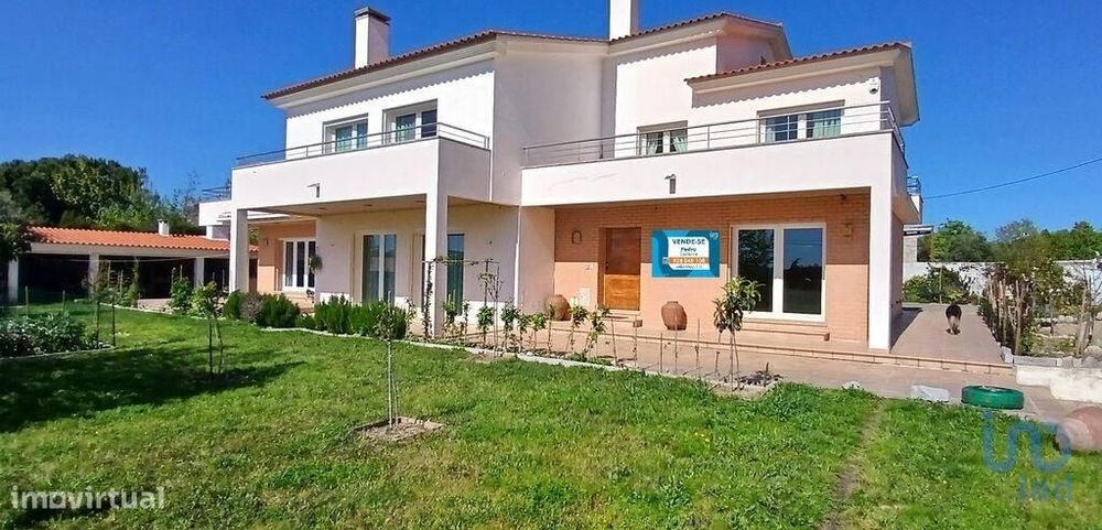 Casa / Villa T5 em Fundão, Valverde, Donas, Aldeia de Joanes e Aldeia