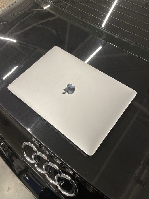 Продам MacBook Pro 13
