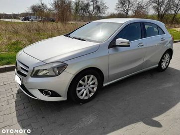 Mercedes A-Klasa W176 blueefficiency 1,6 benz.122KM Navi kamera