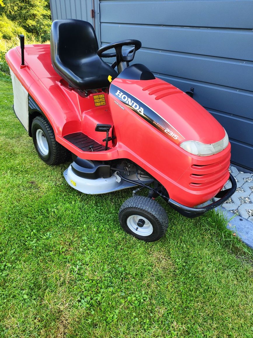 Kosiarka traktorek Honda 2315 dwa cylindry Automat