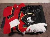Vendo fato de Carnaval Pirata