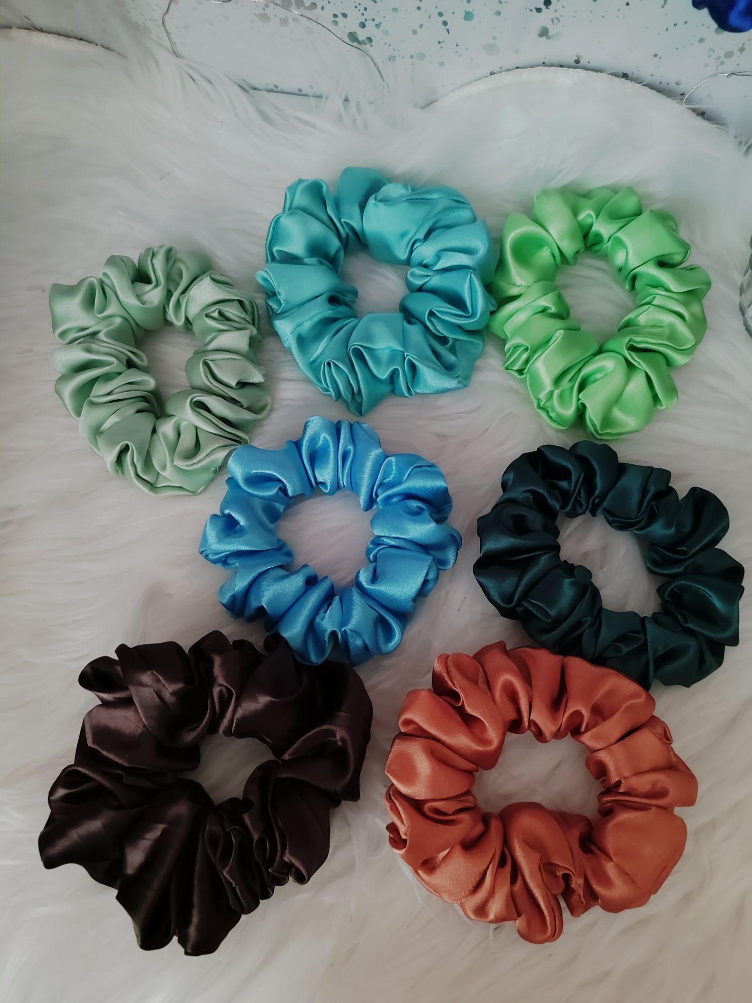 Scrunchie do włosów rozm M Satyna