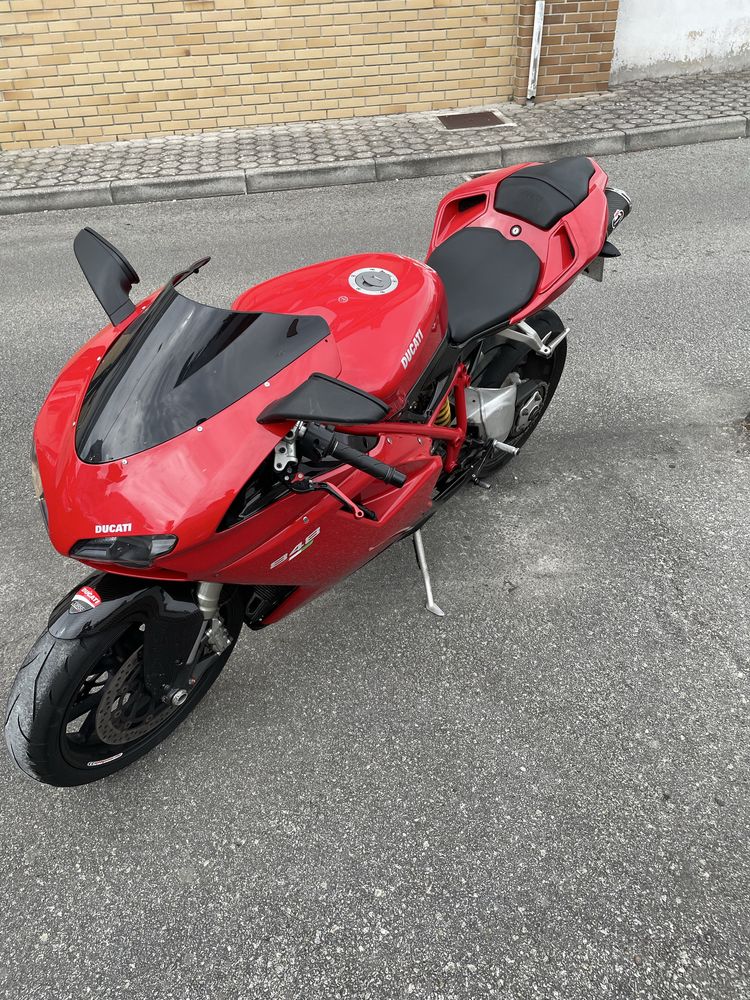 Ducati Superbike 848