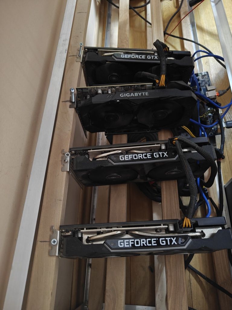 Gigabyte + Palit 1660 super