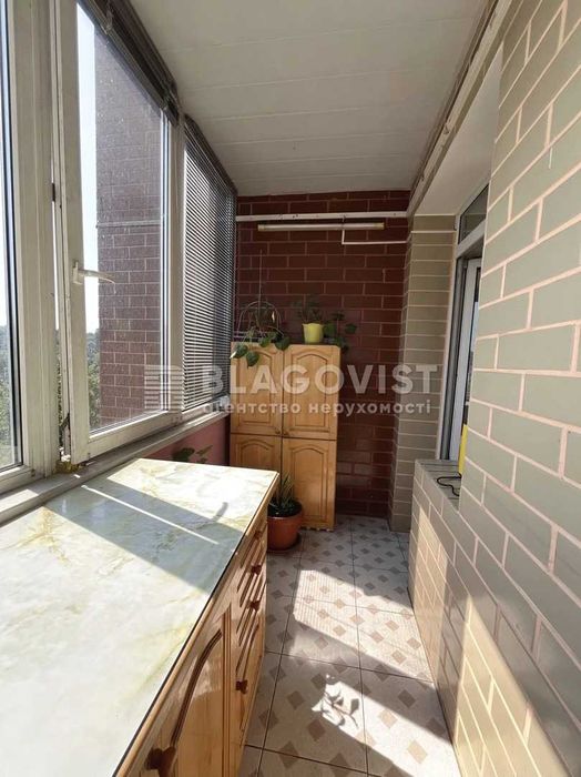 Продаж 3-х кімн Старонаводницька 8, Печерськ ,Центр