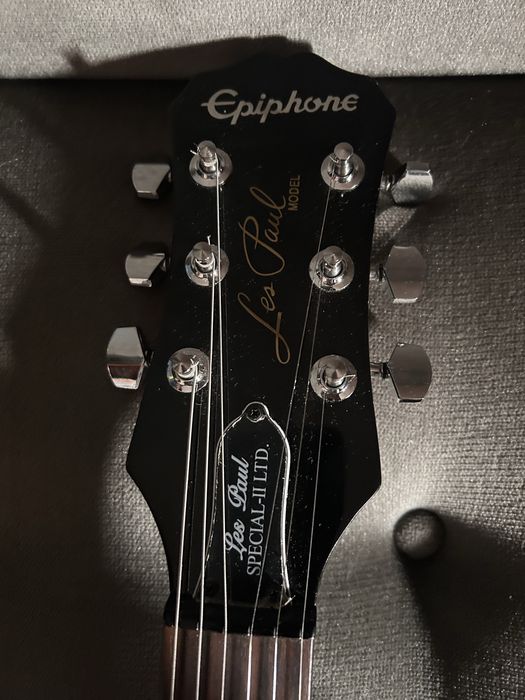 Guitarra eletrica Les Paul+ amplificador