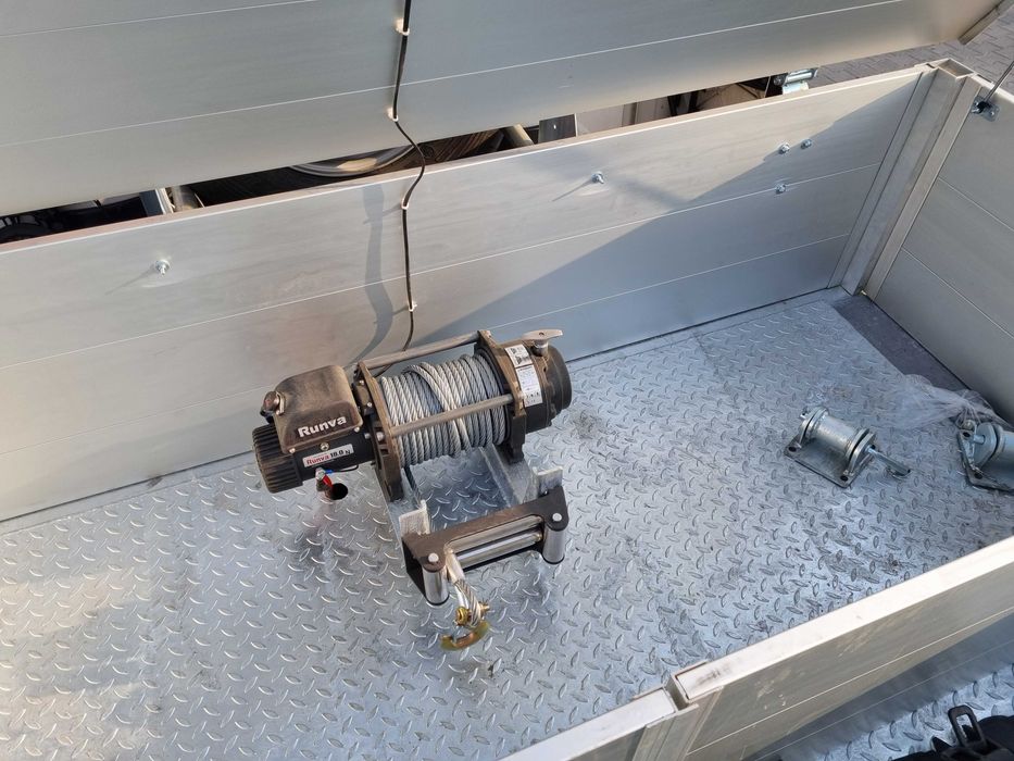 Wynajem naczepy lawety niskopodwoziowej, transport lawetą Mazowieckie