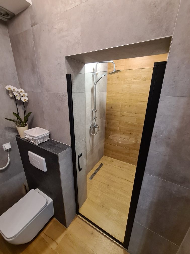 Pokoje, apartament z widokiem na góry  jezioro Bieszczady Polańczyk