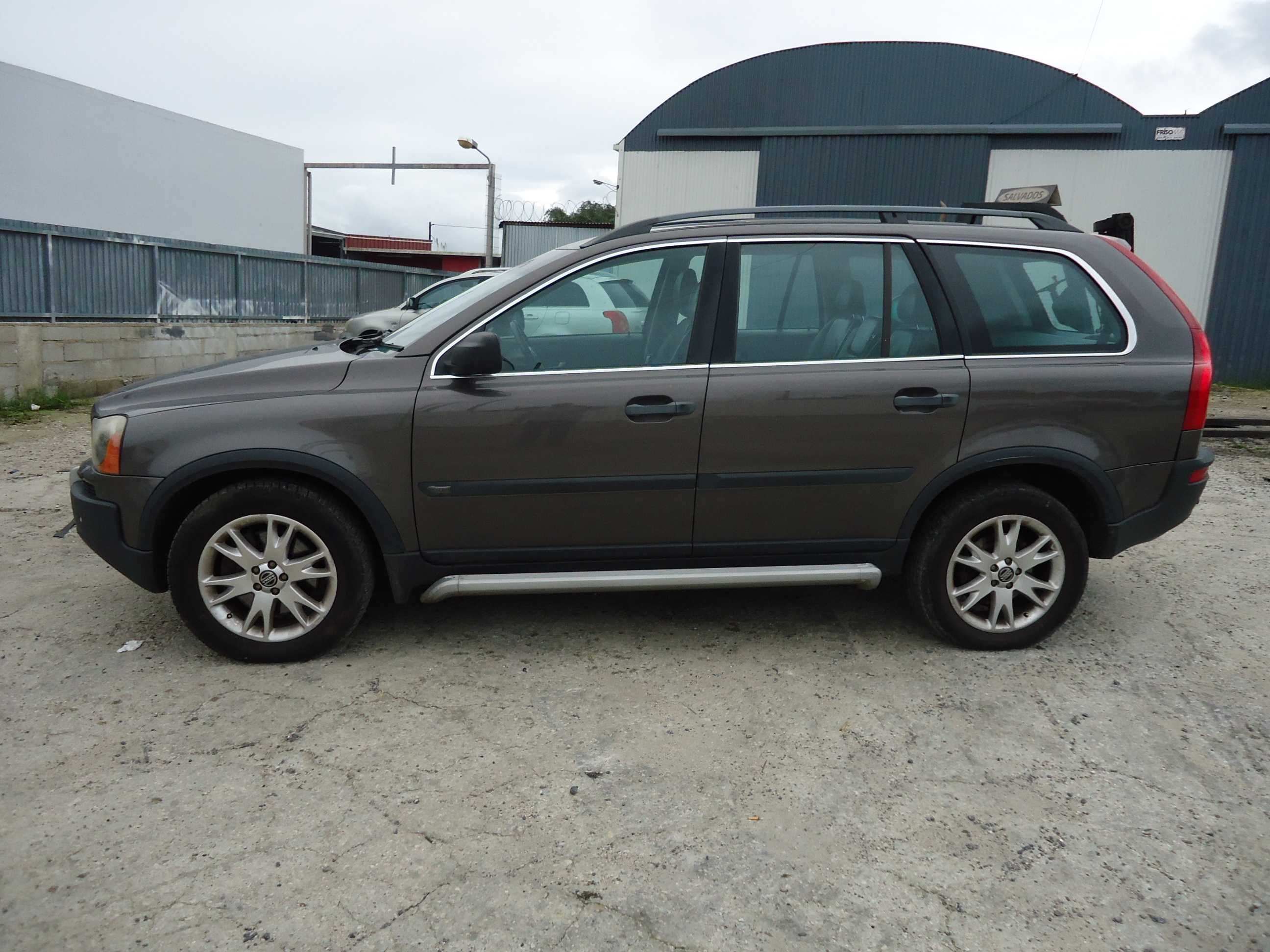 Volvo XC90 2.4 D5 184cv de 2006 só ás peças