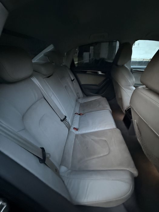 AUDI A4 B8 2.0 diesel na części