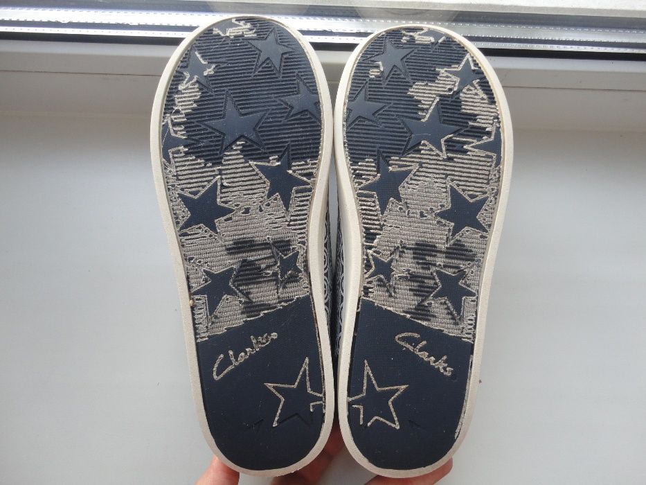 Кроссовки (нат. кожа-замш) Clarks, р.13,5 G (наш 32,5)-ст. 21см.
