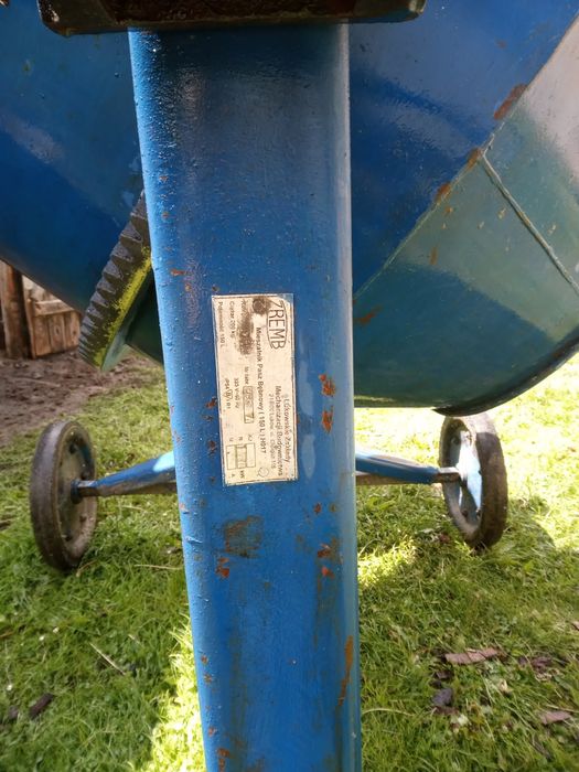 Betoniarka 150l ZREMB