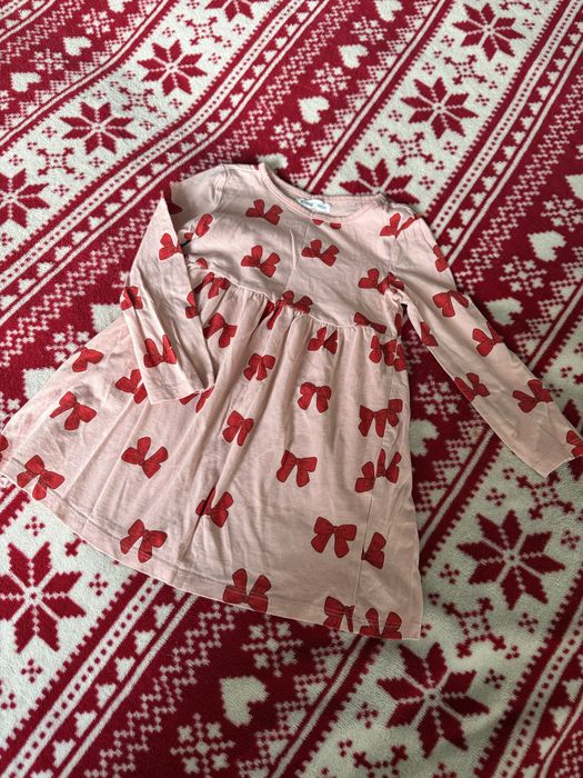 Новорічні сукні святкові ошатні