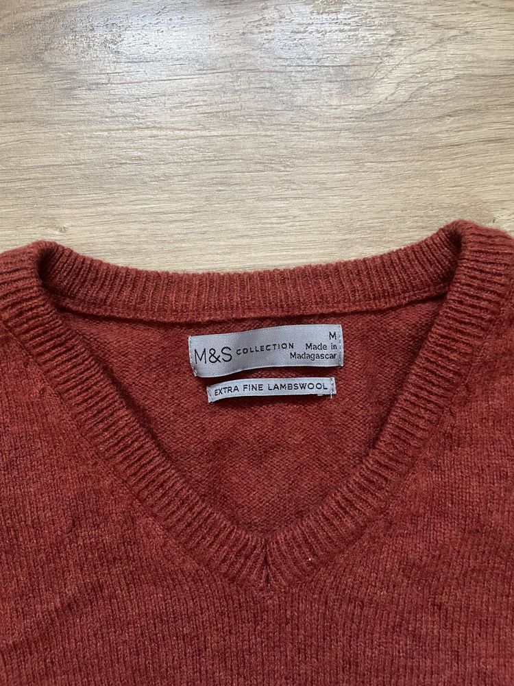 Męski sweter w serek Marks&Spencer M 100% wełna owcza jesień zima