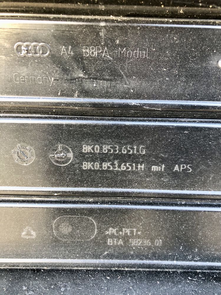 Atrapa grill Audi A4 B8 *Oryginał*