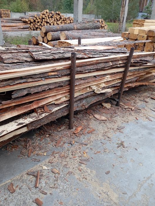 Обрізки сосни.Обзел