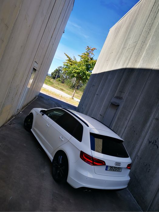 Audi A3 8V S line 184CV