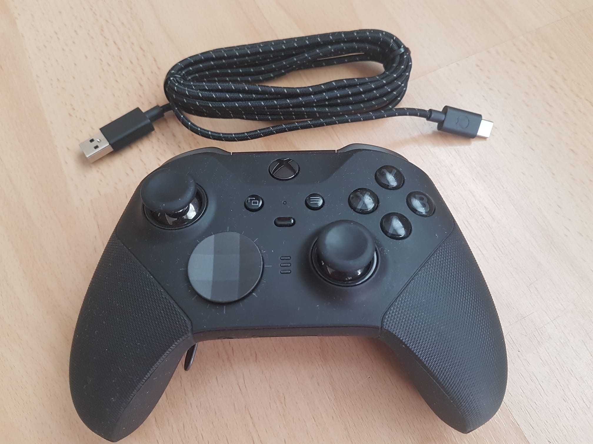 Геймпад Microsoft Xbox Wireless Controller Elite Series 2 з кабелем