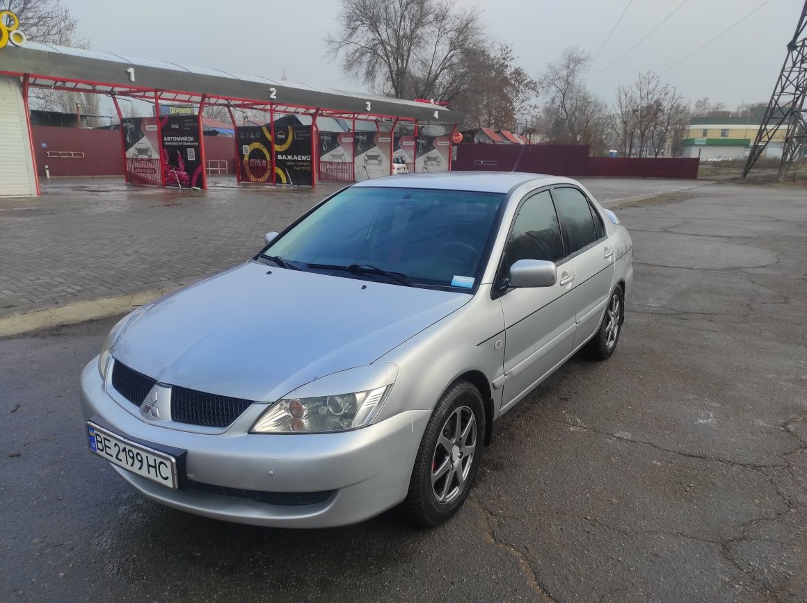 Продам mitsubishi lancer 9