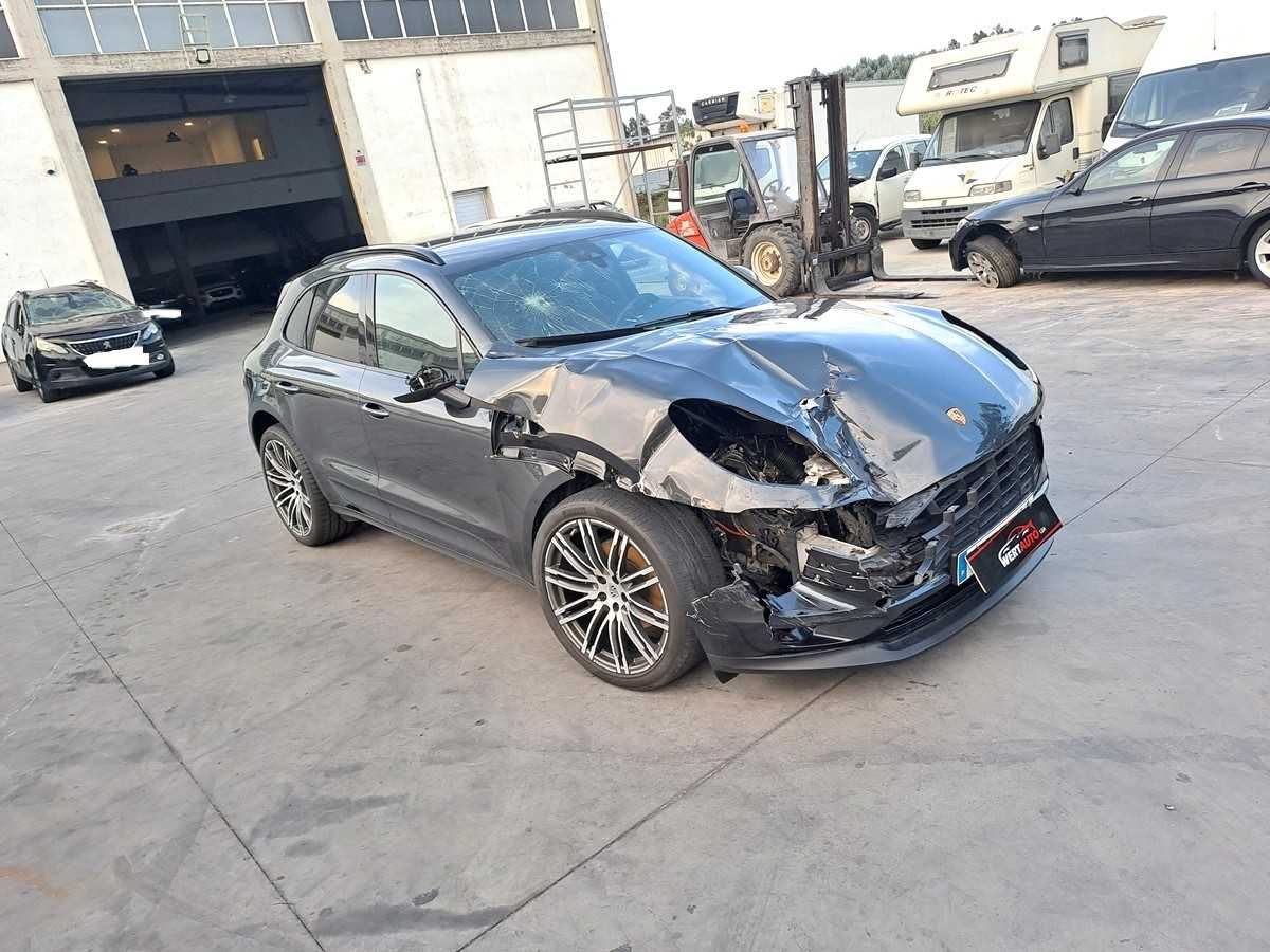 Porsche Macan 2.0, 2016