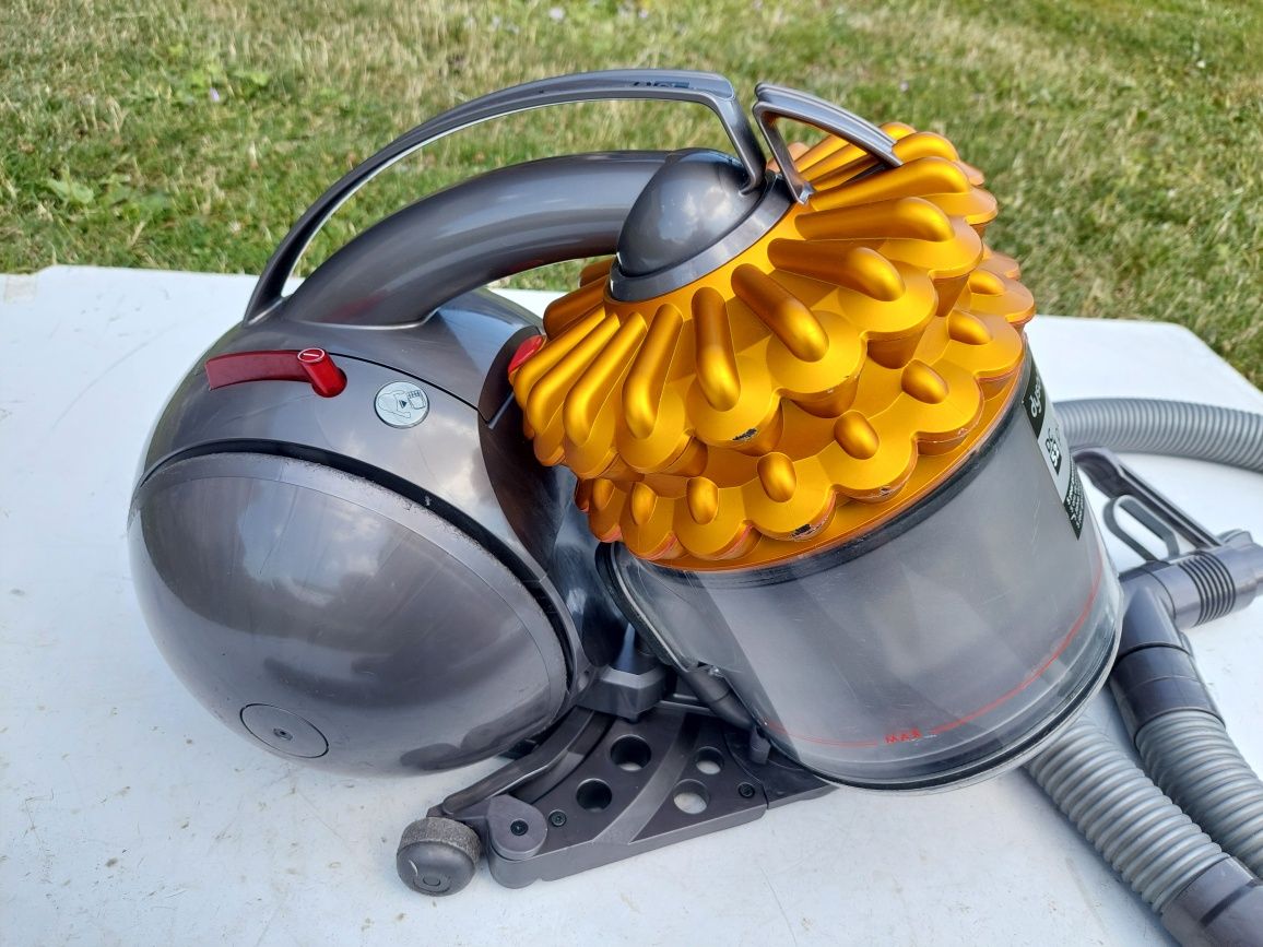 Odkurzacz dyson dc 52