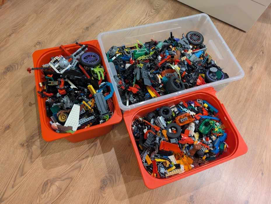 Klocki LEGO, 19 kg, różne zestawy