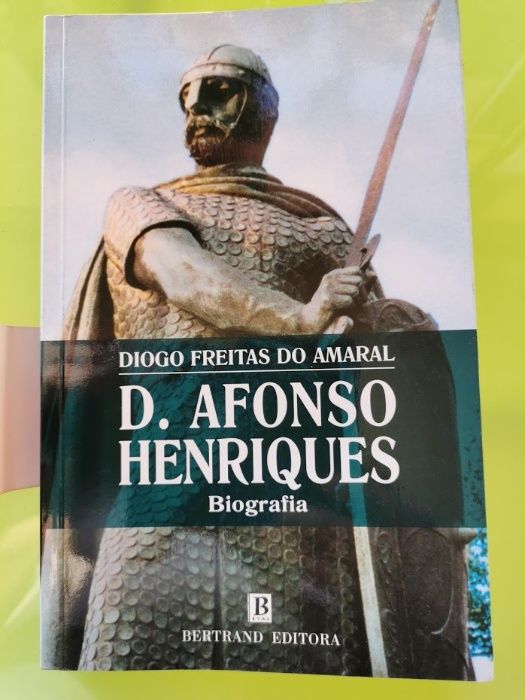 Vários Livros usados