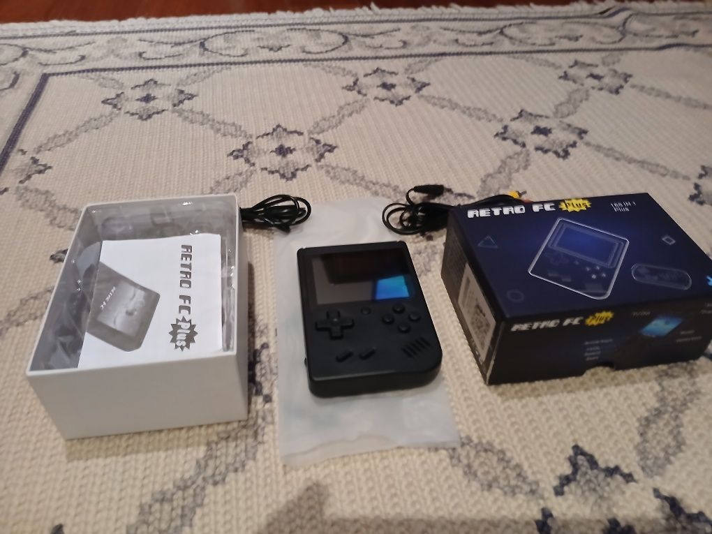 Consola Retro com 160 jogos