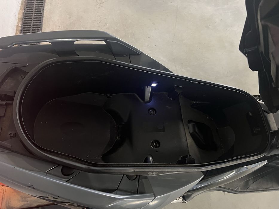 Yamaha Tech Max Xmax 125