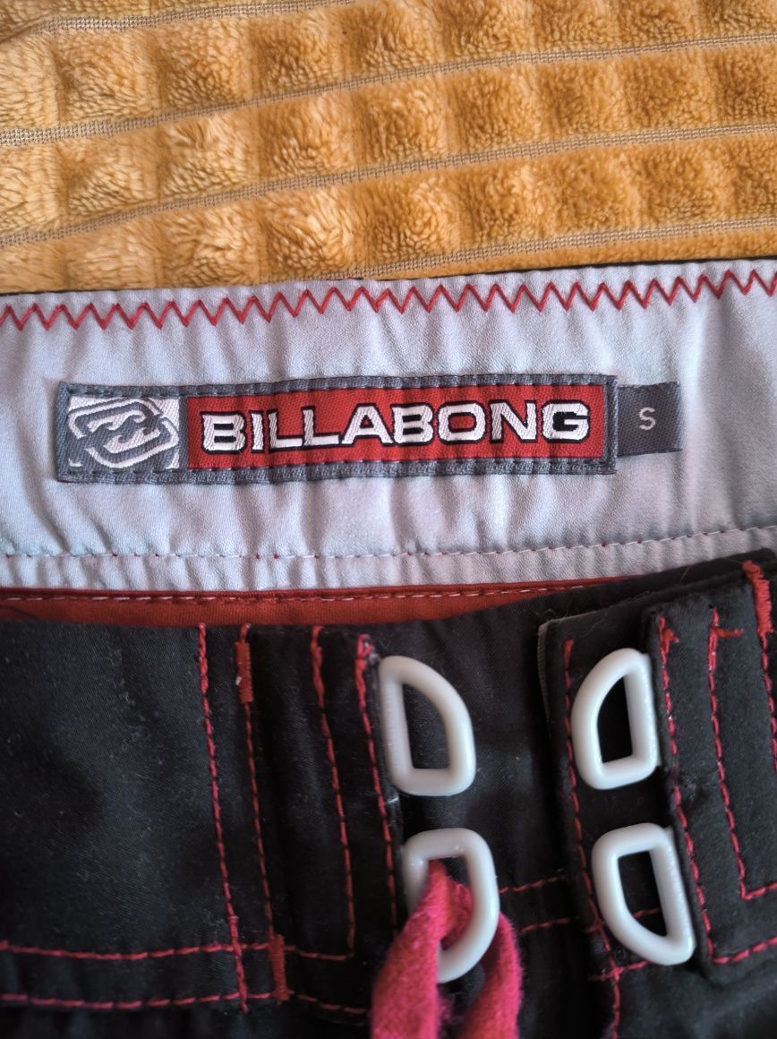 Продам шорти BillaBong розмір S