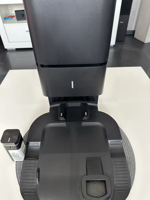 iRobot Roomba i7+