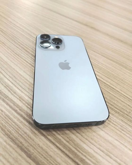 Продам iPhone 13 Pro 256