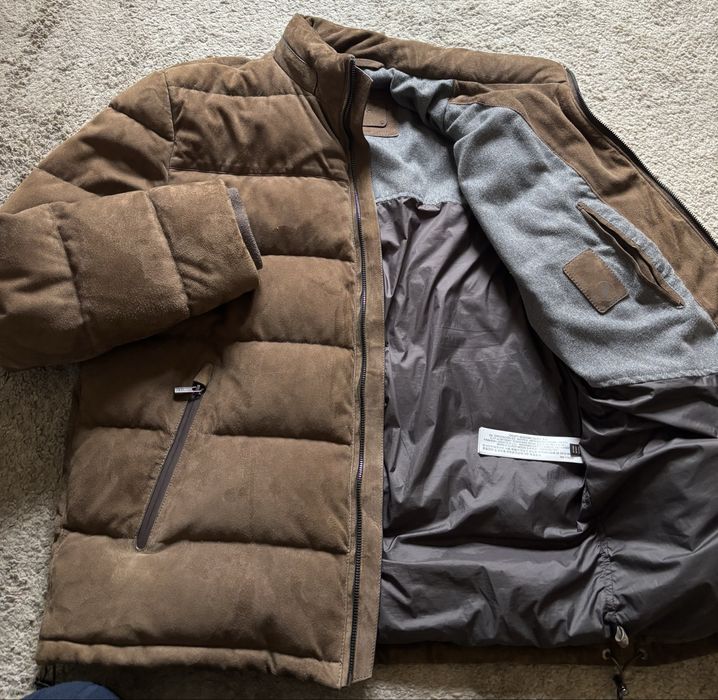 Casaco Camurça e Penas