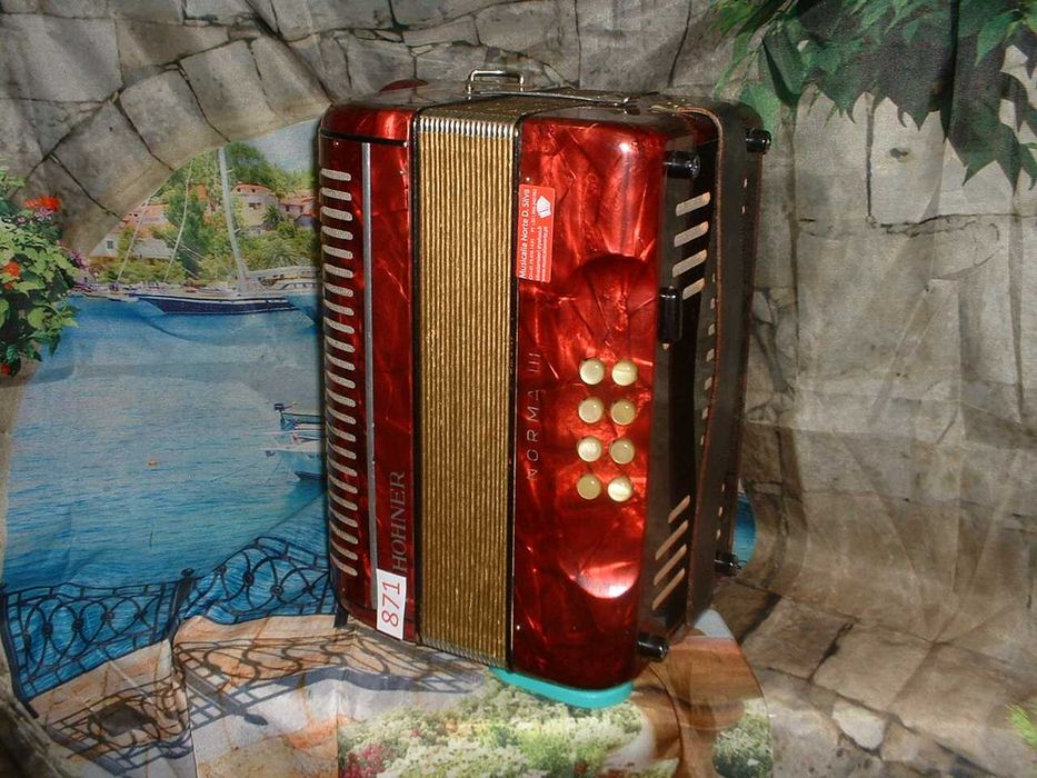 Concertina para venda N, 871