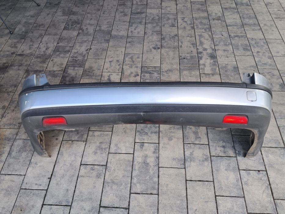 Zderzak Tył Tylny Ford Focus Mk2 Kombi rok 2004