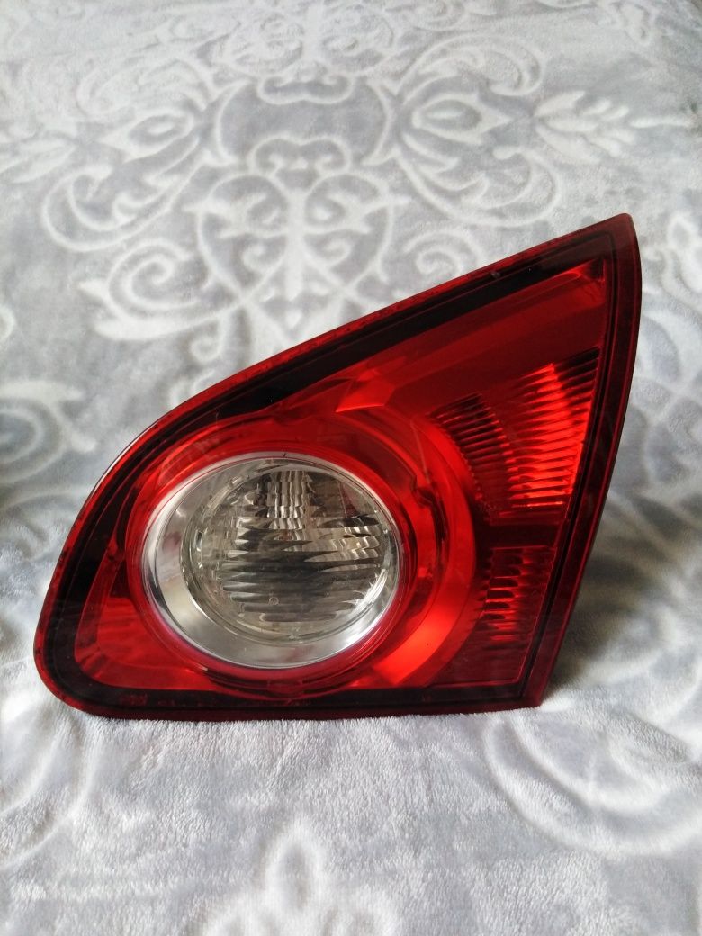 Lampa nissan qashqai J10 prawa tył