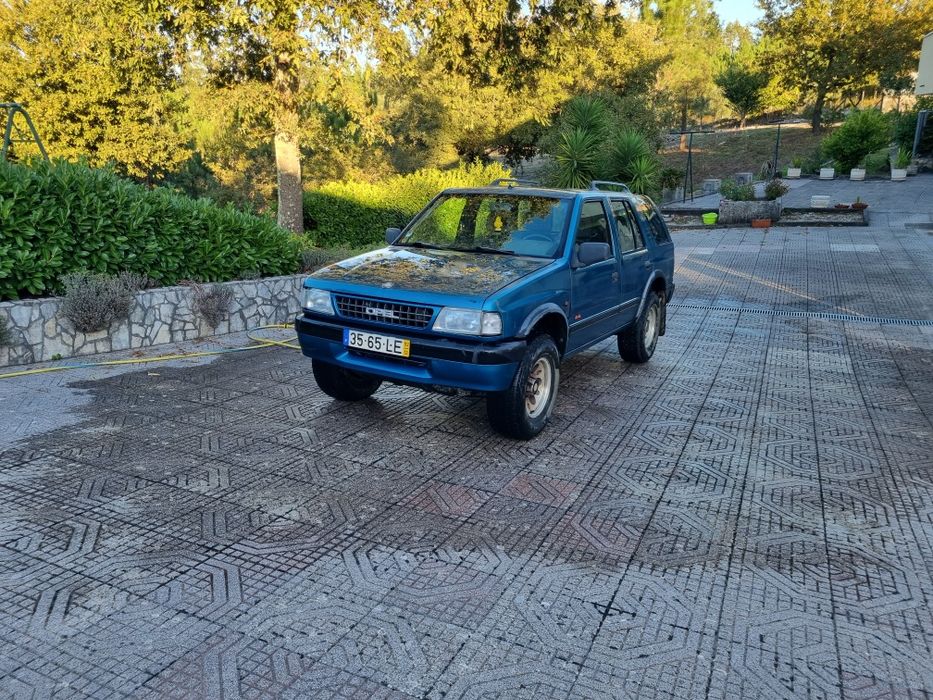 Opel Frontera 2.3