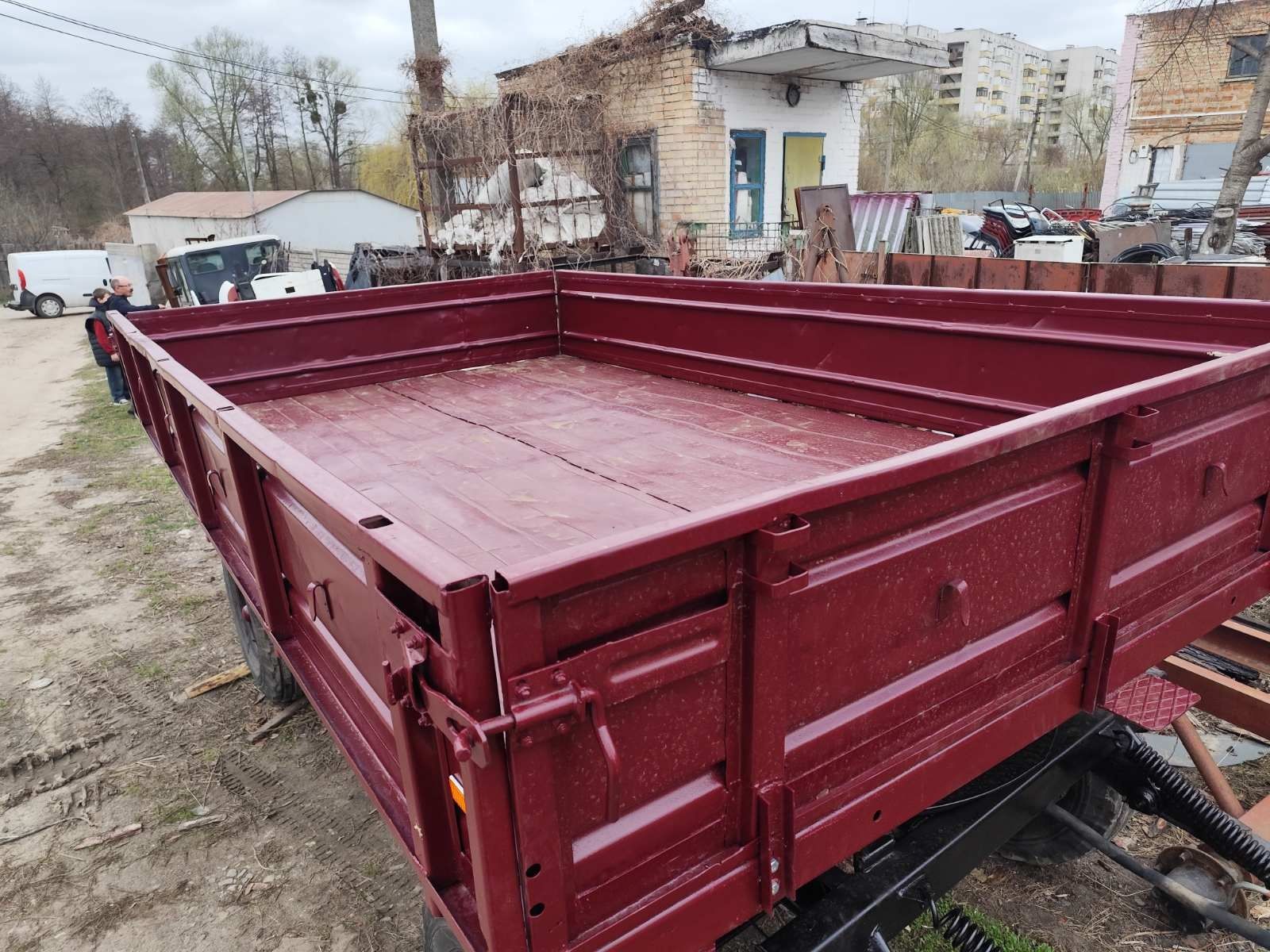 Причіп ПТС 4 самоскид в гарному стані на кругу.