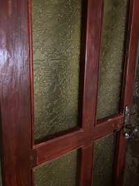 Деревянные межкомнатные двери со стеклом