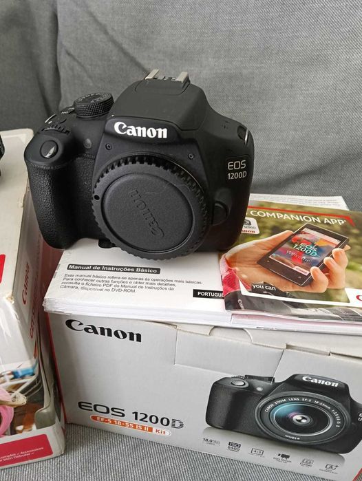 Câmera Fotográfica Canon EOS 1200D excelente condição