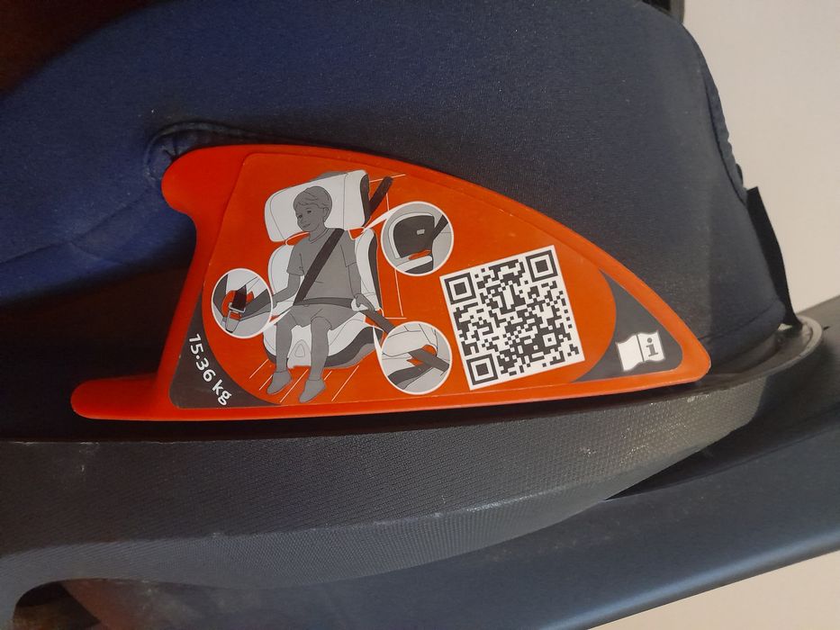 Cadeira auto Chicco 15-36 kg auto-regulável