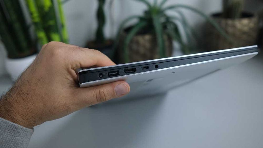 Dell Xps 15 7590 i7 - 9750H 16 gb ram 512 ssd GTX 1650  15.6 FHD