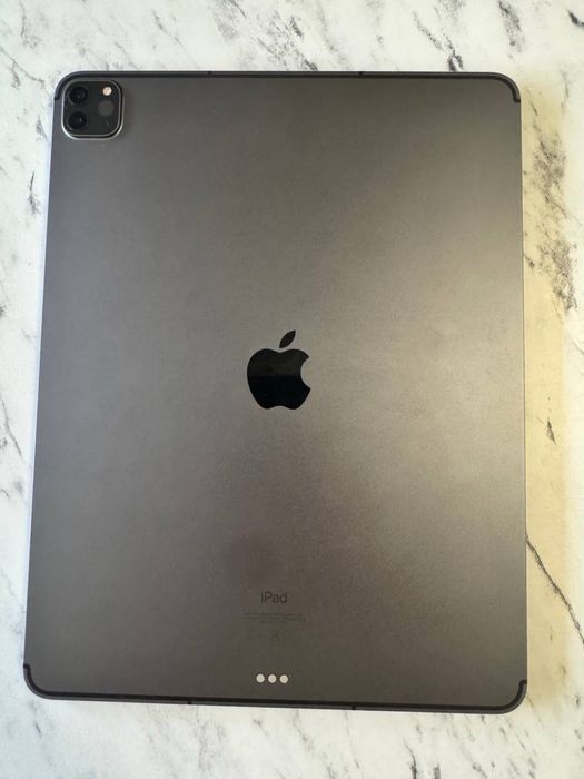 iPad Pro 12.9 gen 5 M1 256gb