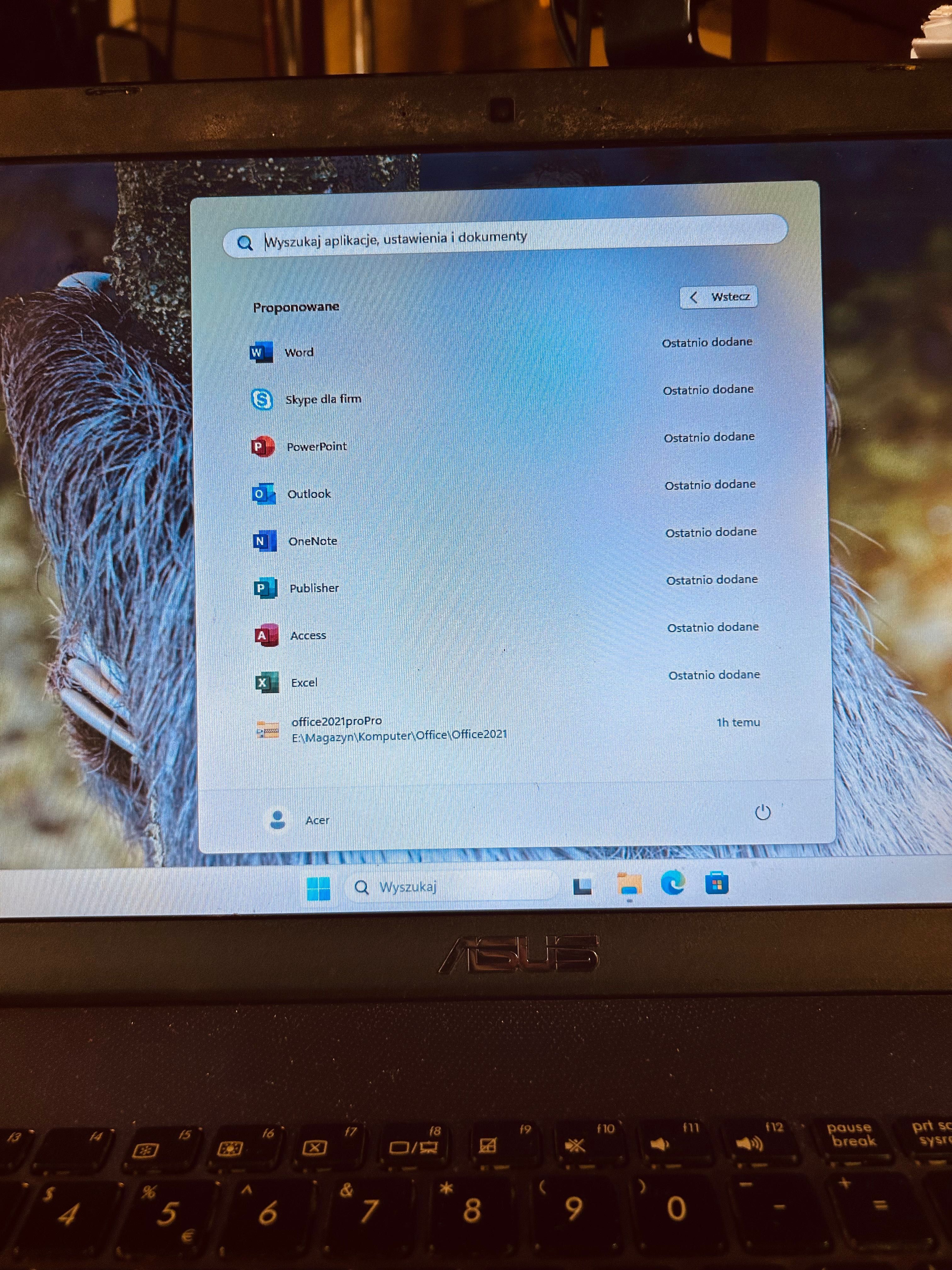 Laptop Asus x550v, kompletny, ladowarka